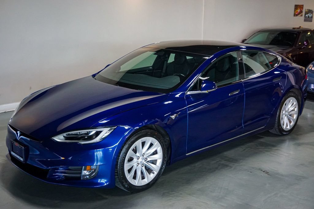 Used 2018 Tesla Model S AWD image 27