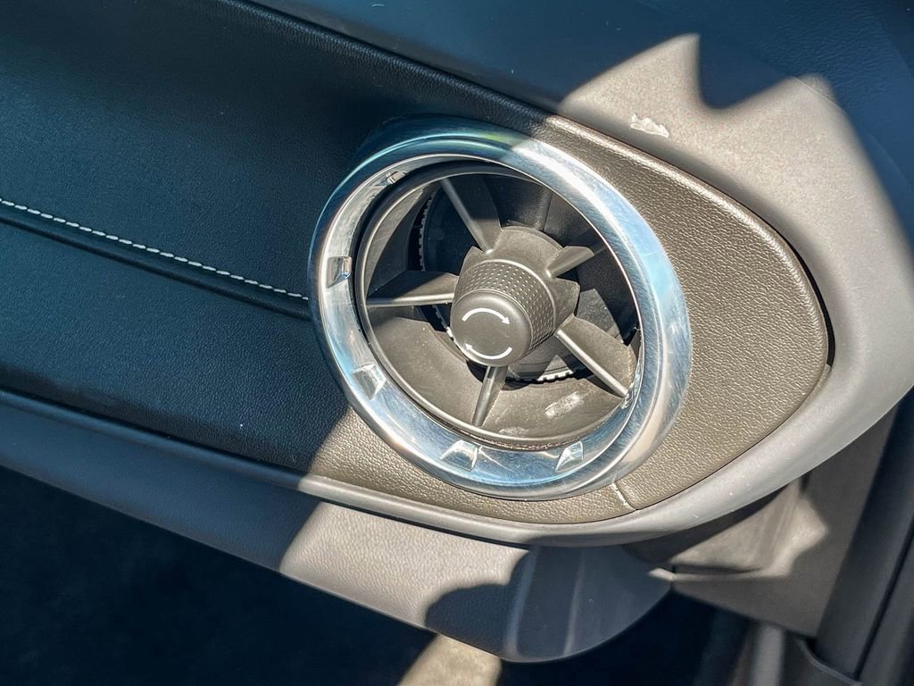 Certified 2023 Chevrolet Camaro LT image 36