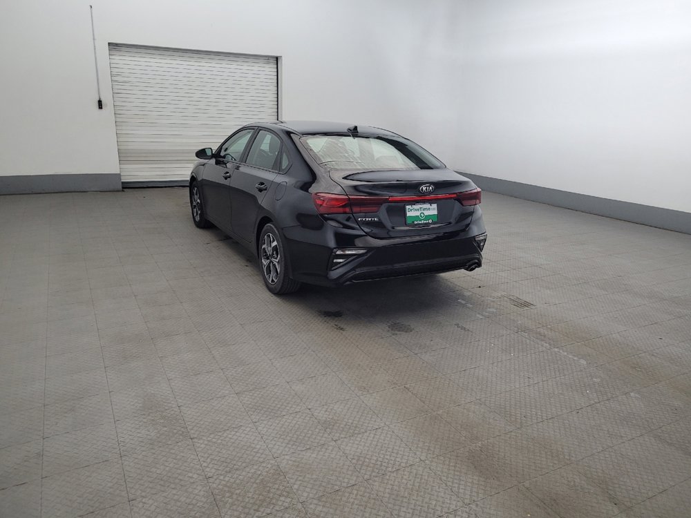 Used 2019 Kia Forte LXS FWD image 5