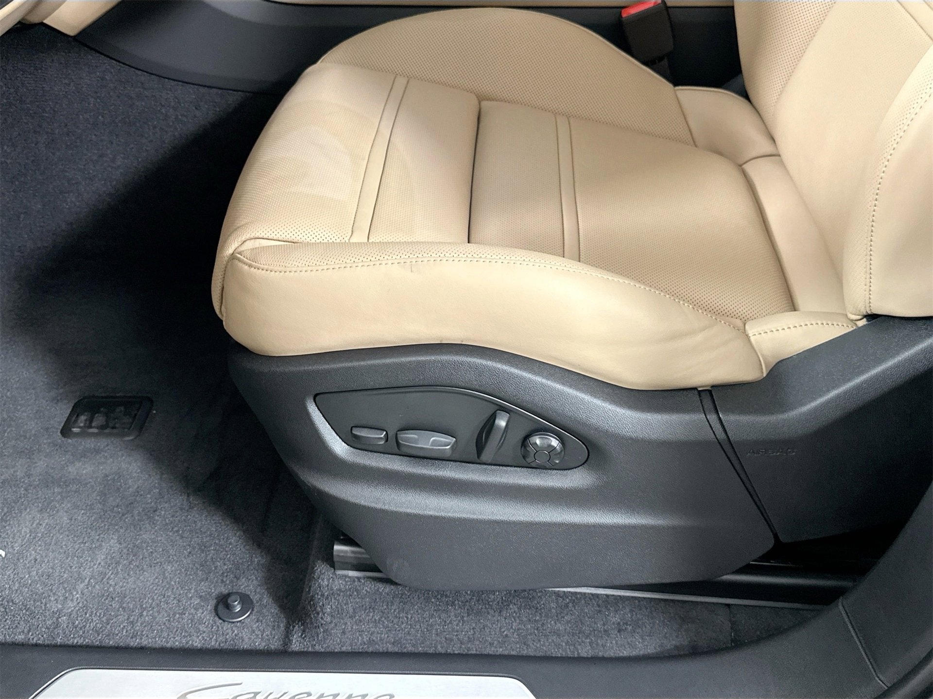 New 2026 Porsche Cayenne E-Hybrid image 34
