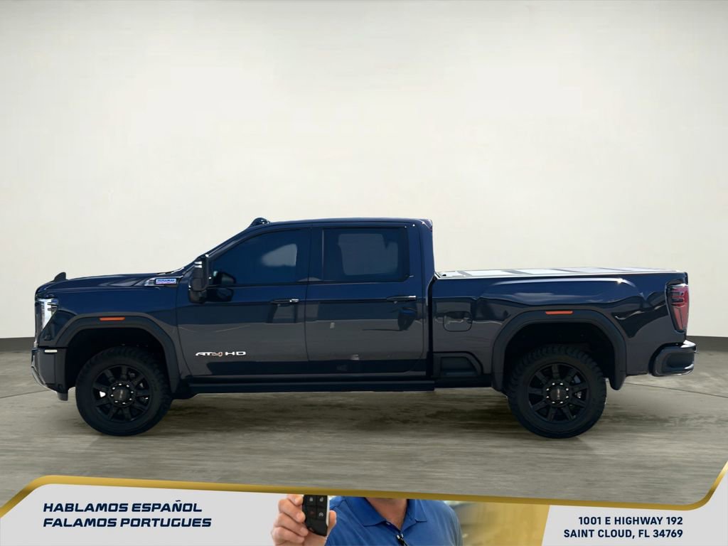 Used 2025 GMC Sierra 2500 AT4 w/ AT4 Premium Plus Package image 3