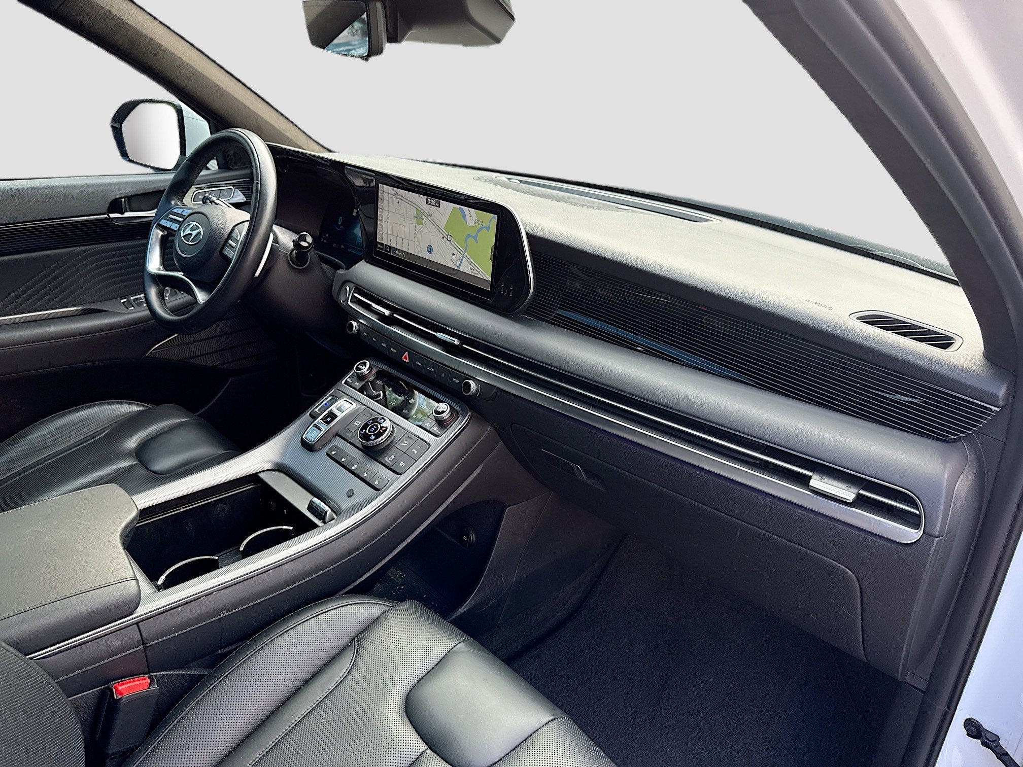 Used 2023 Hyundai Palisade Calligraphy image 33