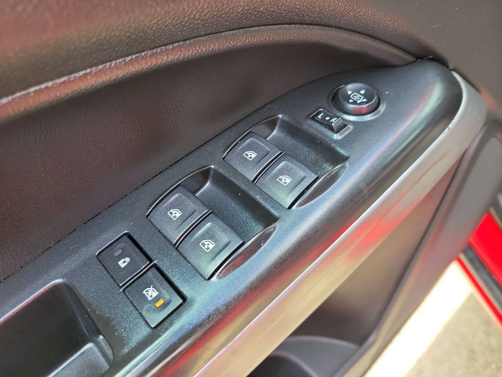 Used 2018 Chevrolet Colorado LT image 14