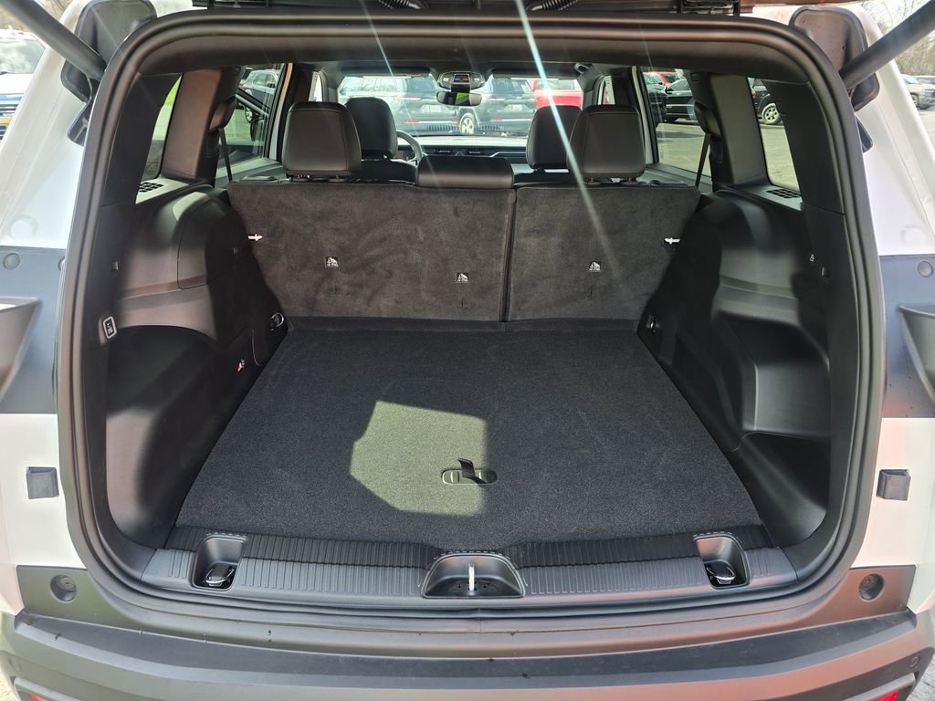 Used 2026 Jeep Cherokee Limited AWD/4WD image 11