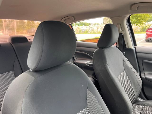 Used 2020 Nissan Versa S FWD image 30
