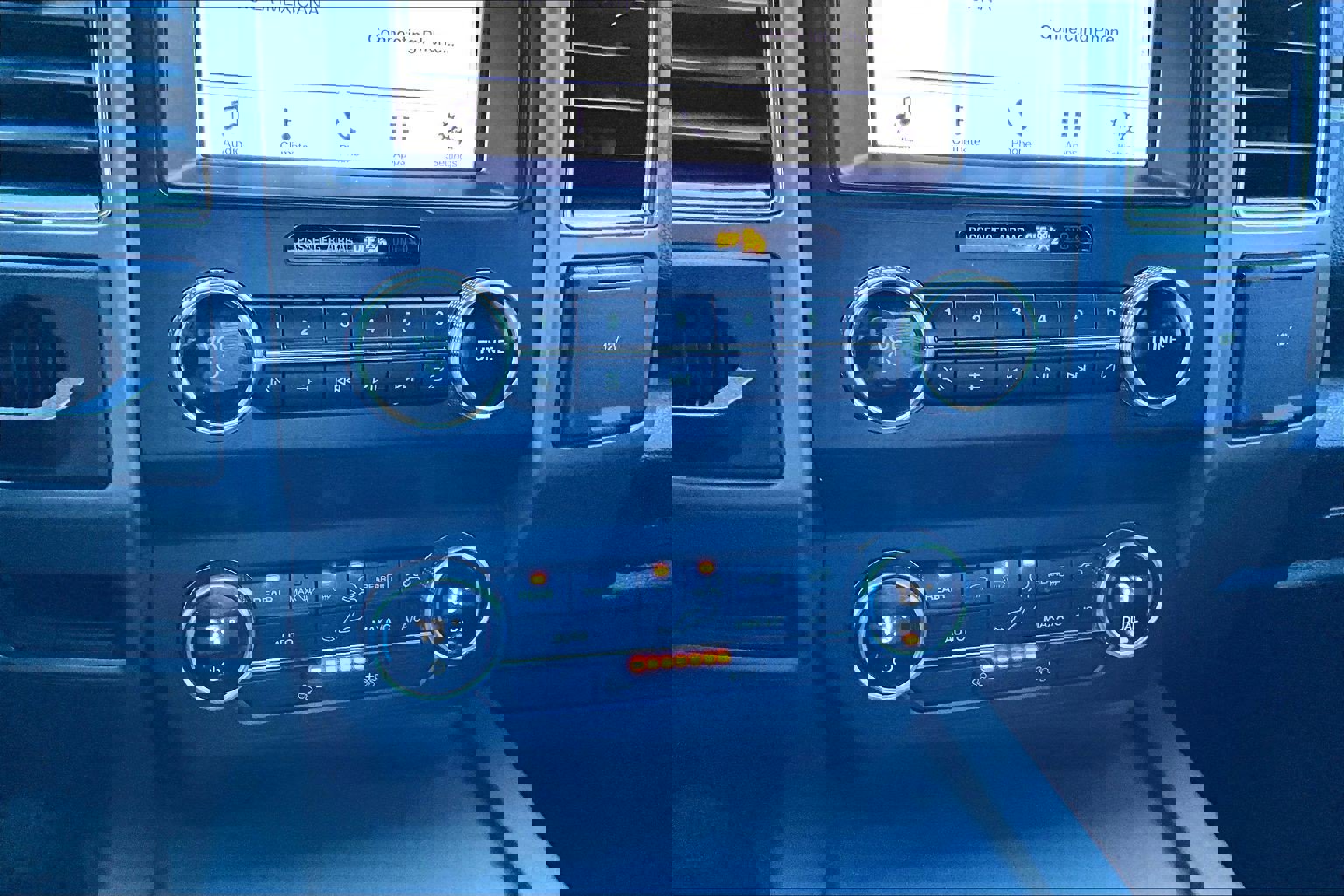 Used 2019 Ford Expedition XLT w/ Equipment Group 201A image 15