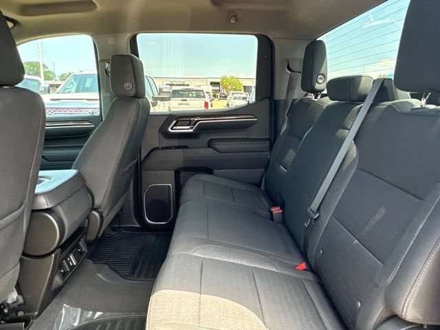 Used 2023 Chevrolet Silverado 1500 LT AWD/4WD image 35