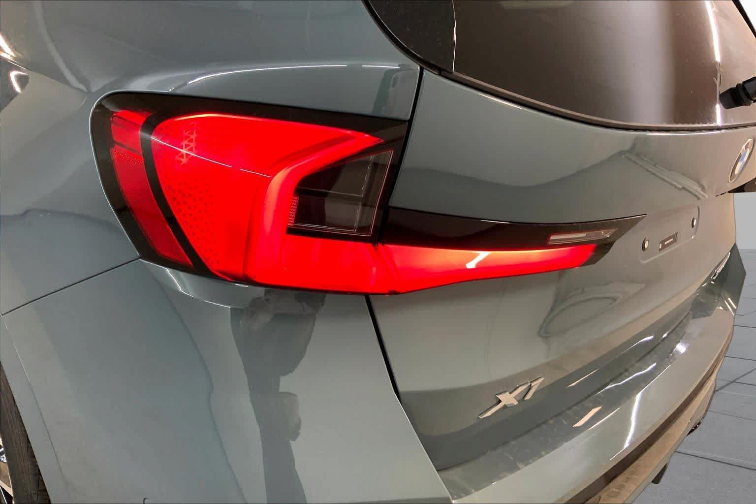 New 2026 BMW X1 xDrive28i w/ Technology Package AWD/4WD image 14