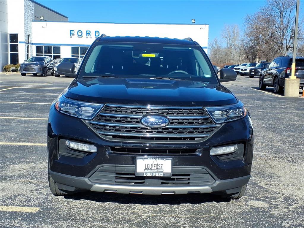 Used 2022 Ford Explorer XLT w/ Equipment Group 202A image 38