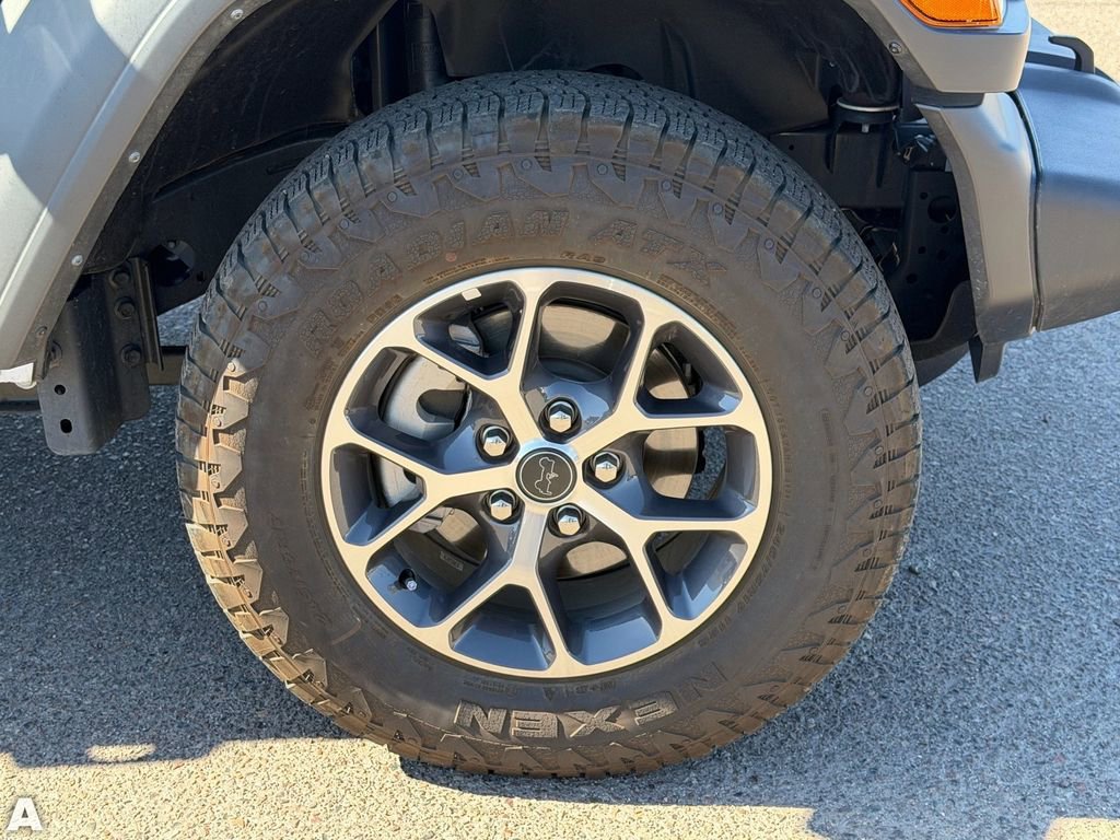 Used 2025 Jeep Wrangler Sport S image 10