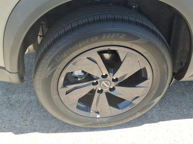 Used 2026 Nissan Rogue SV w/ Cold Weather Package AWD/4WD image 22