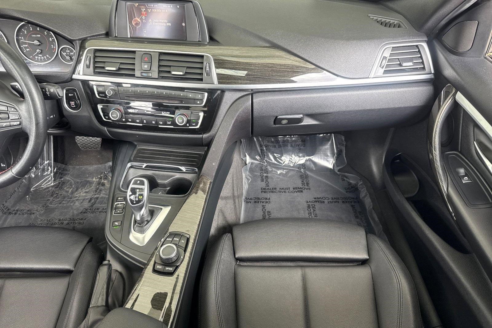 Used 2016 BMW 328i Sedan RWD image 28