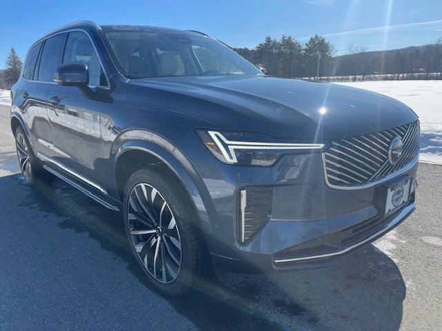 New 2026 Volvo XC90 B6 Ultra w/ Protection Package AWD/4WD image 3