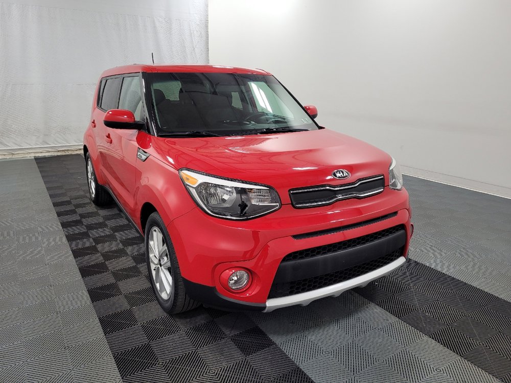 Used 2019 Kia Soul + FWD image 13