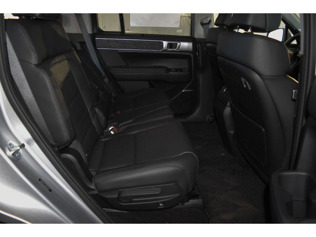 New 2025 Hyundai Santa Fe Limited image 87