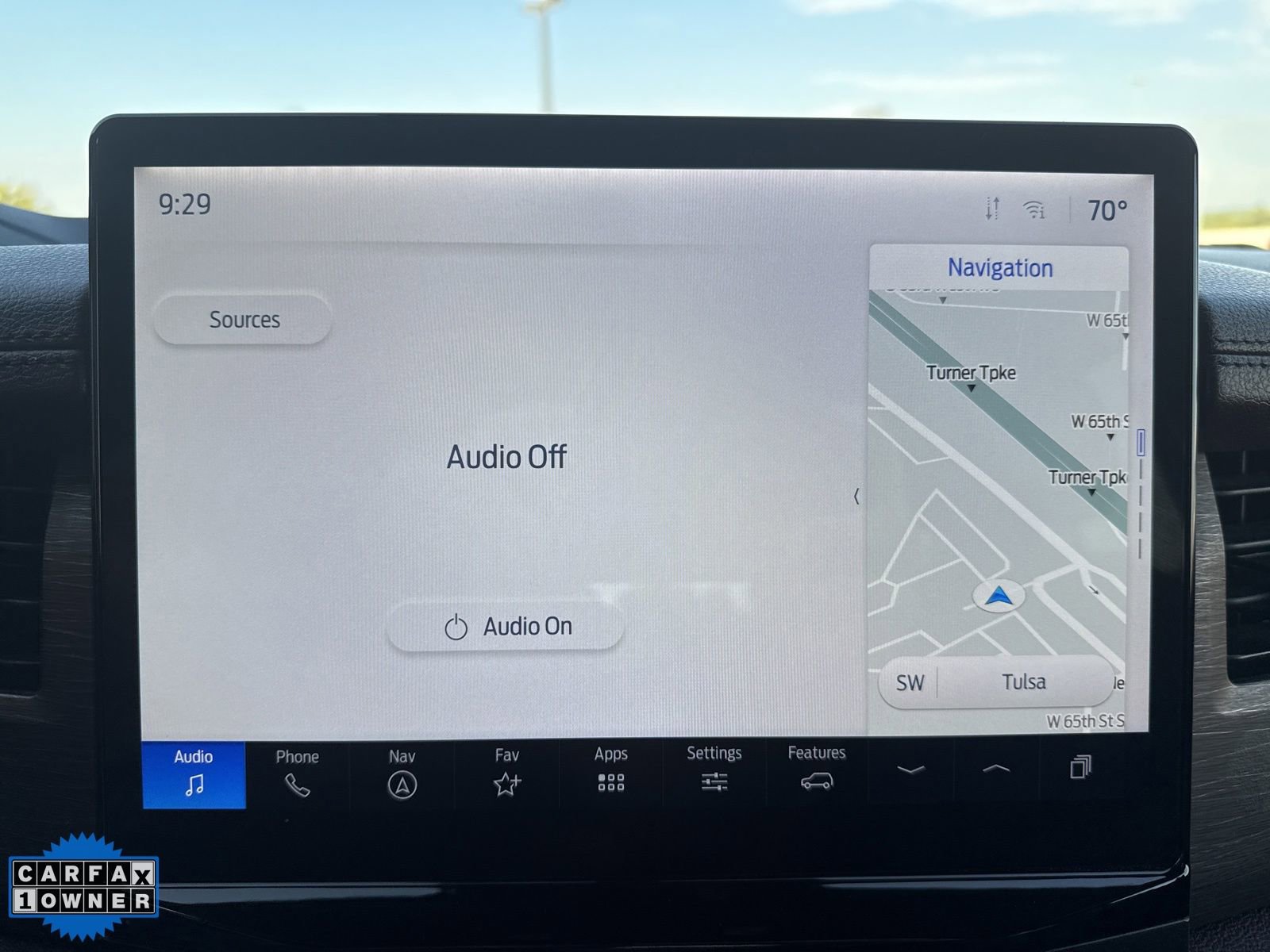 Used 2024 Ford Expedition Limited image 13