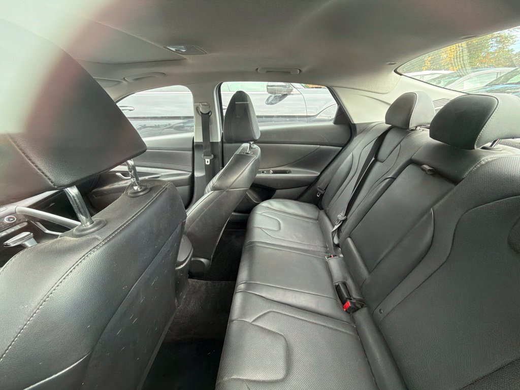 Used 2023 Hyundai Elantra Limited FWD image 8