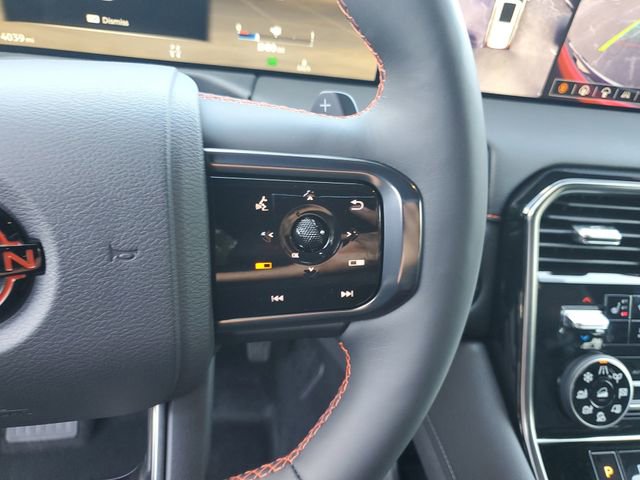 Certified 2025 Nissan Armada PRO-4X image 16