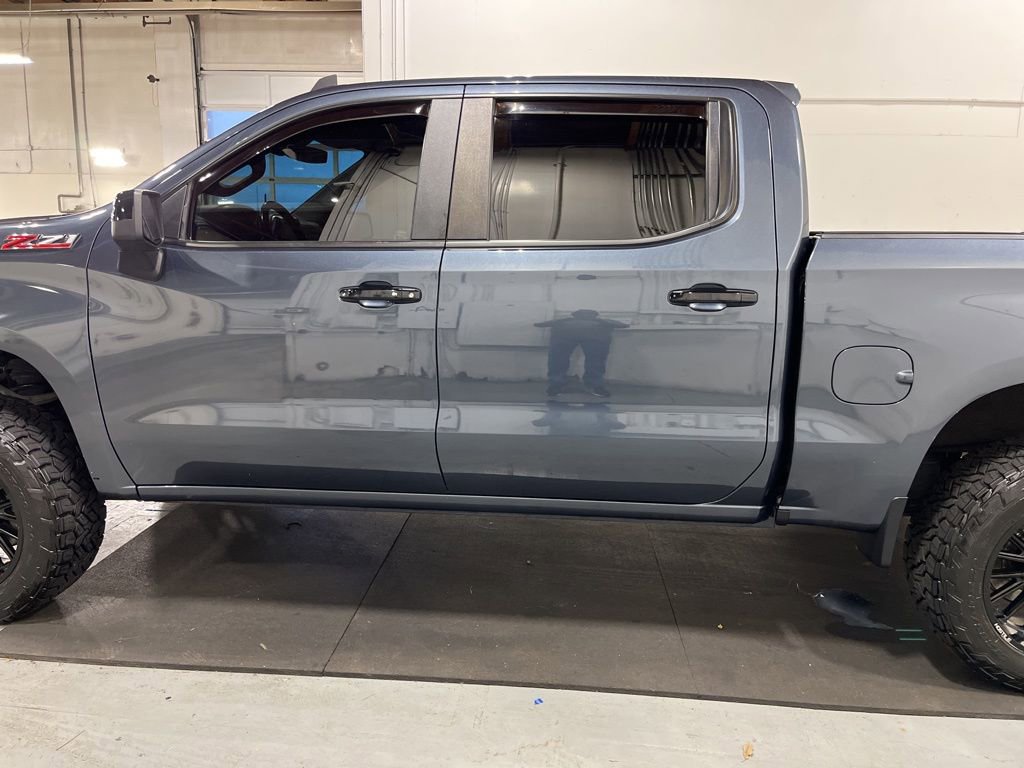Used 2021 Chevrolet Silverado 1500 LT Trail Boss w/ Convenience Package II image 4