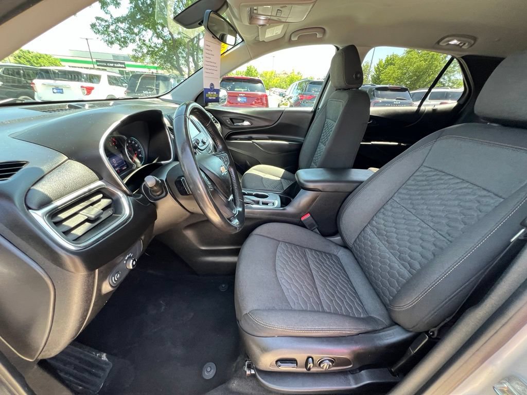Used 2019 Chevrolet Equinox LT AWD/4WD image 18