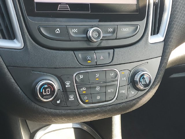 Certified 2022 Chevrolet Malibu LT FWD image 25