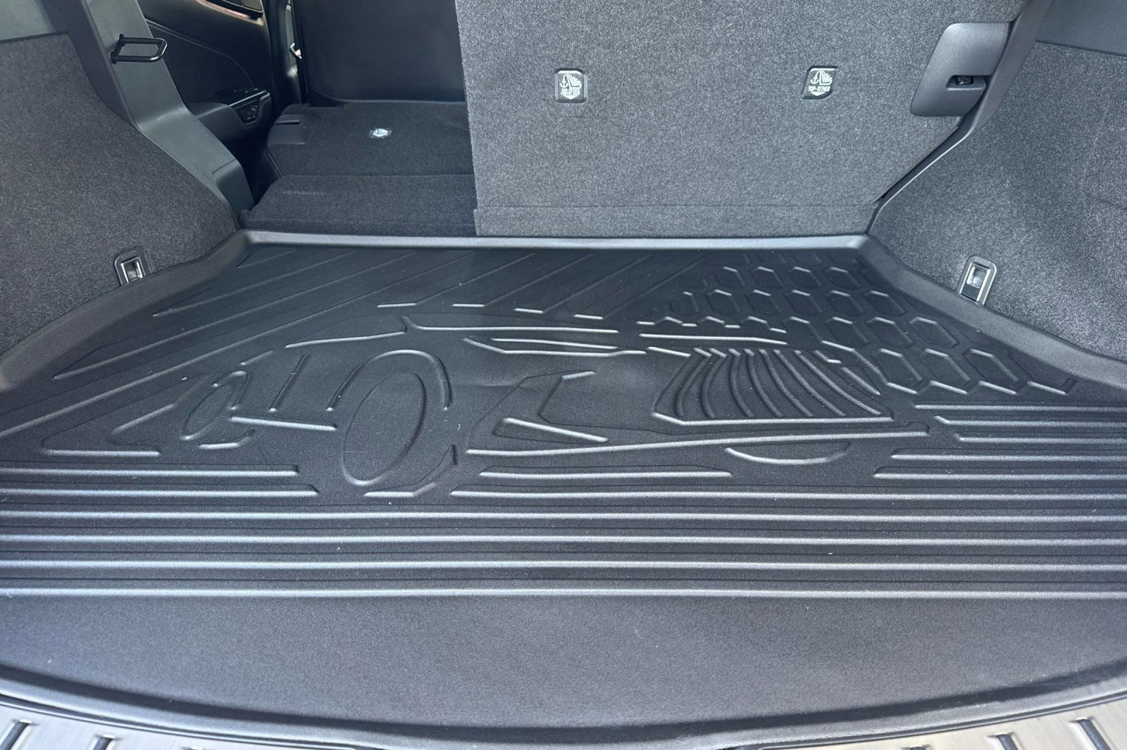 Certified 2025 Lexus NX 350h AWD w/ Cold Area Package image 18