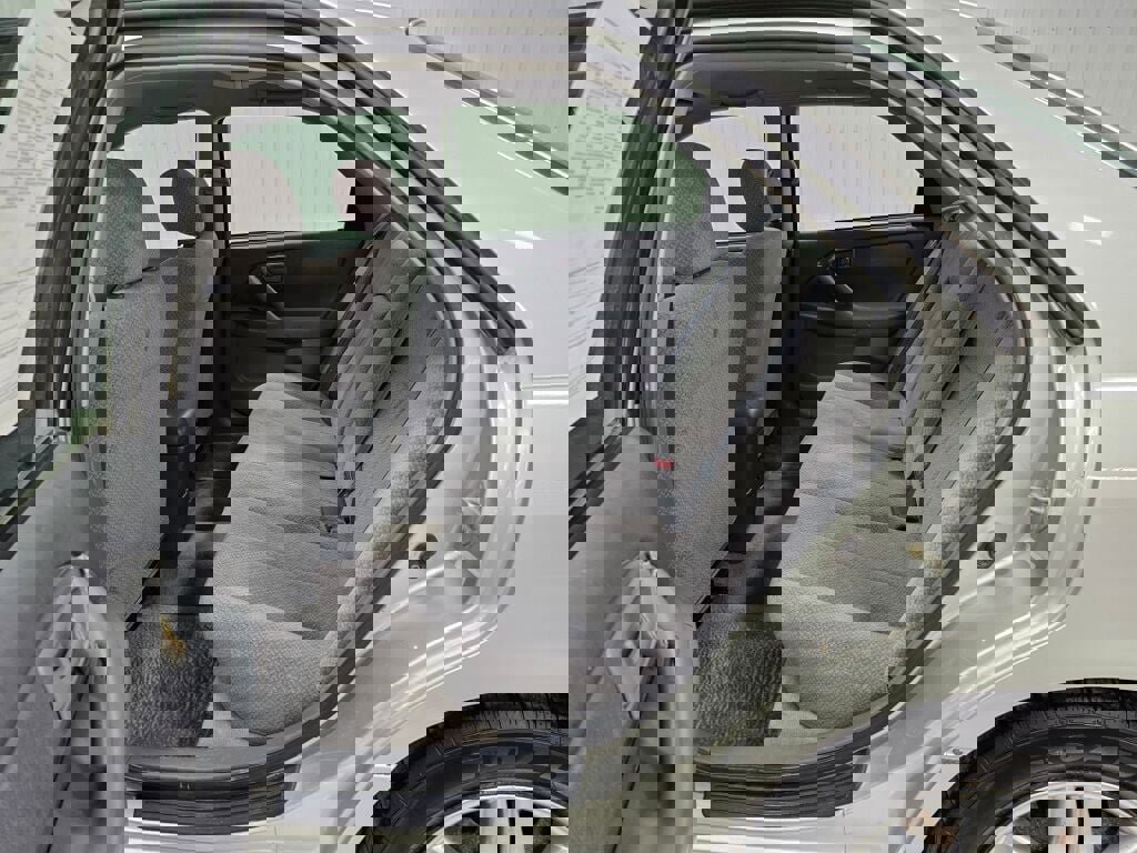 Used 2001 Toyota Camry LE image 13