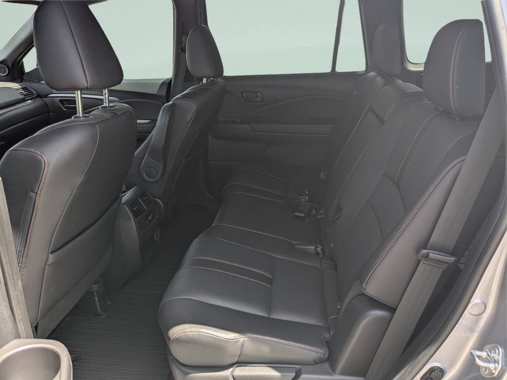Used 2022 Honda Pilot TrailSport image 10