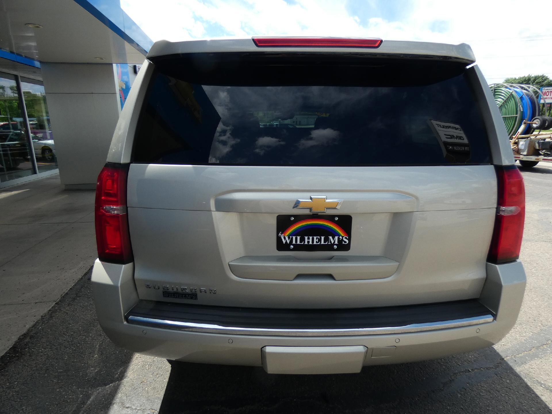 Used 2016 Chevrolet Suburban LTZ AWD/4WD image 4