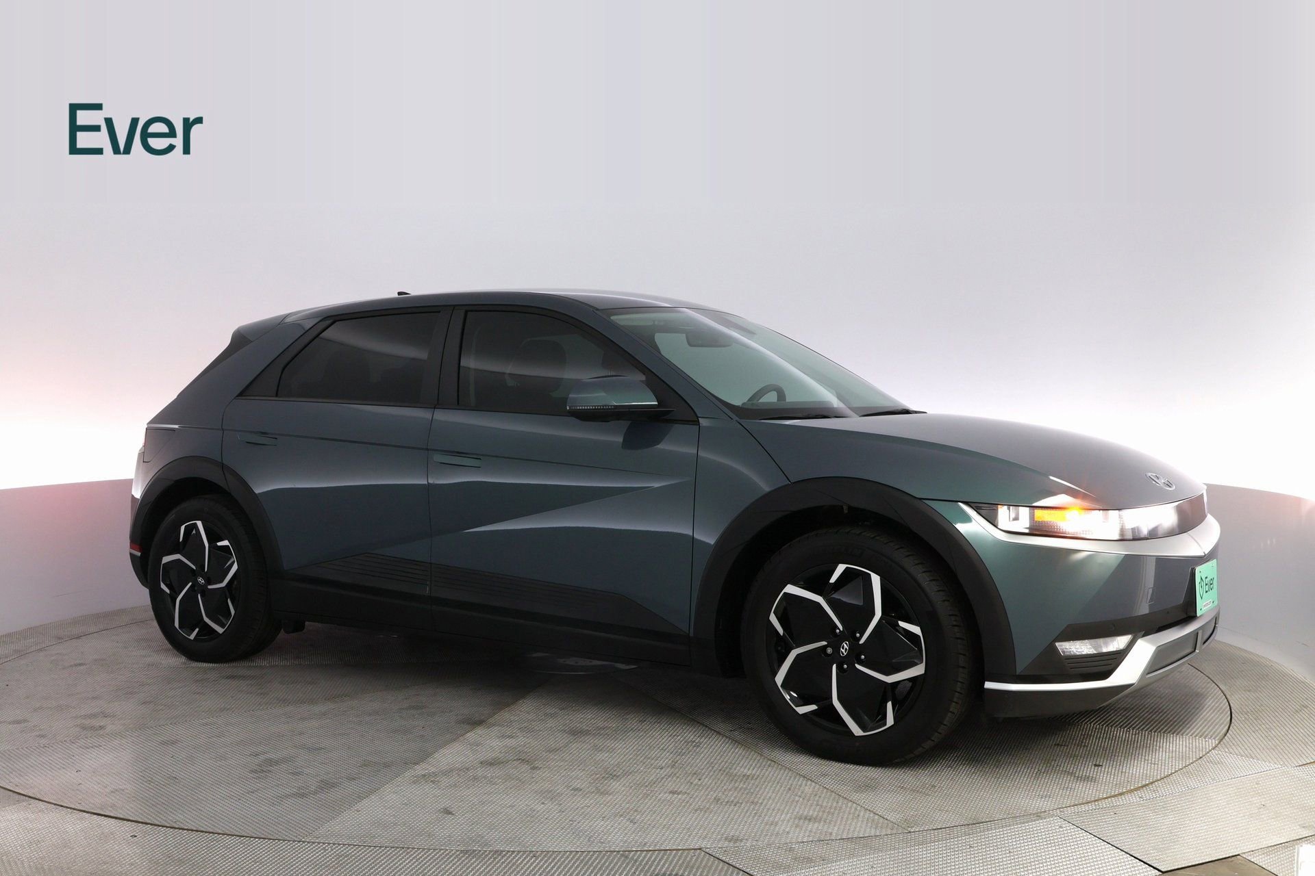 Used 2024 Hyundai Ioniq 5 SEL image 5