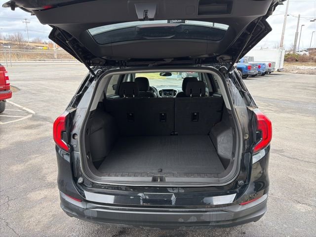 Used 2019 GMC Terrain SLE w/ Driver Convenience Package image 14