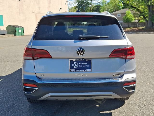 Certified 2023 Volkswagen Taos SE w/ Panoramic Sunroof Package AWD/4WD image 9