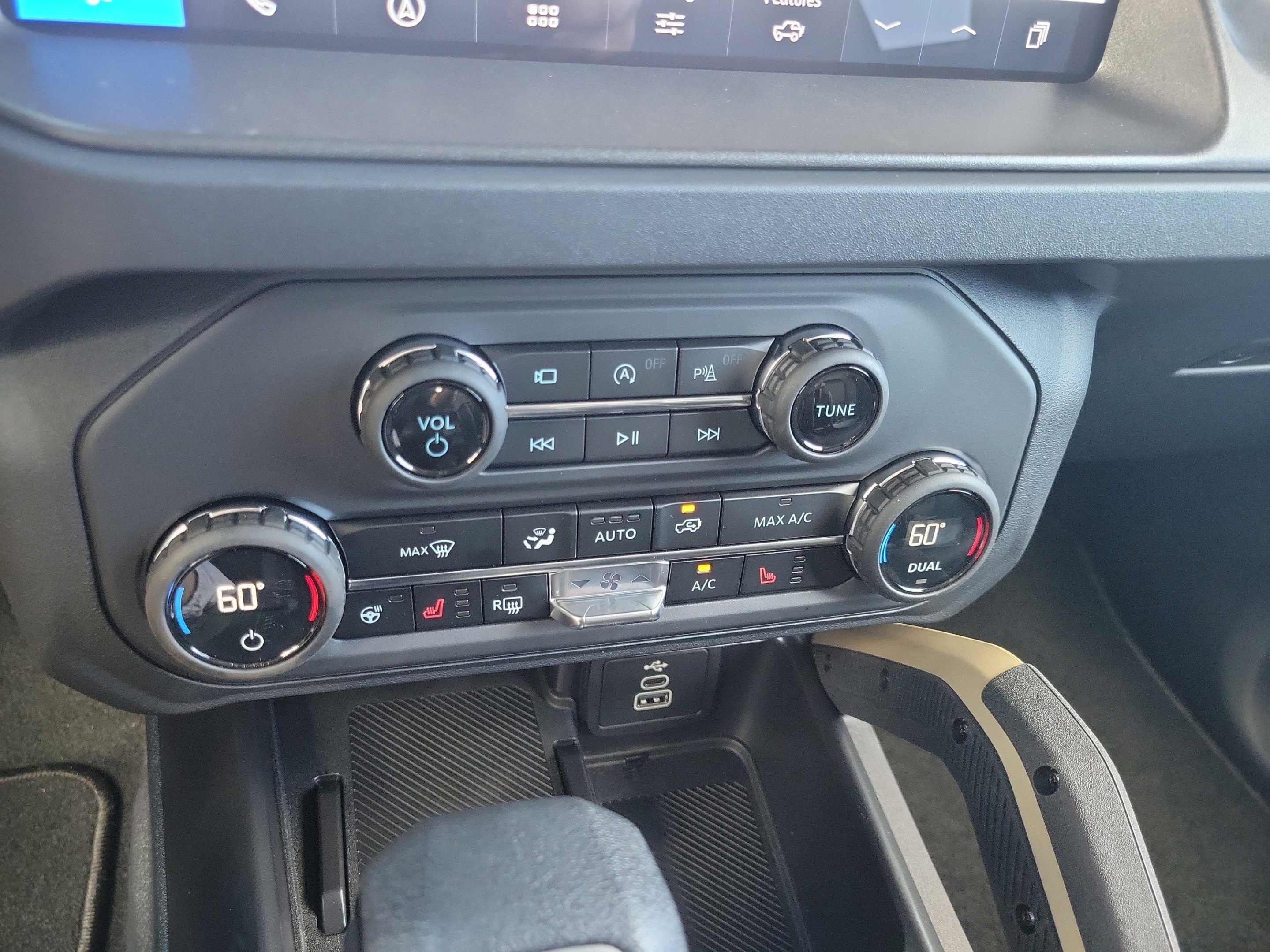 New 2026 Ford Bronco Badlands AWD/4WD image 29