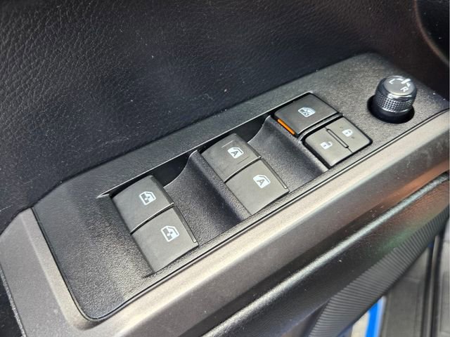 Used 2021 Toyota Tacoma TRD Off-Road AWD/4WD image 36