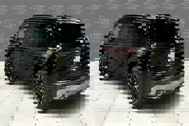 New 2026 Chevrolet Traverse LT w/ Sun and Wheel Package image 3