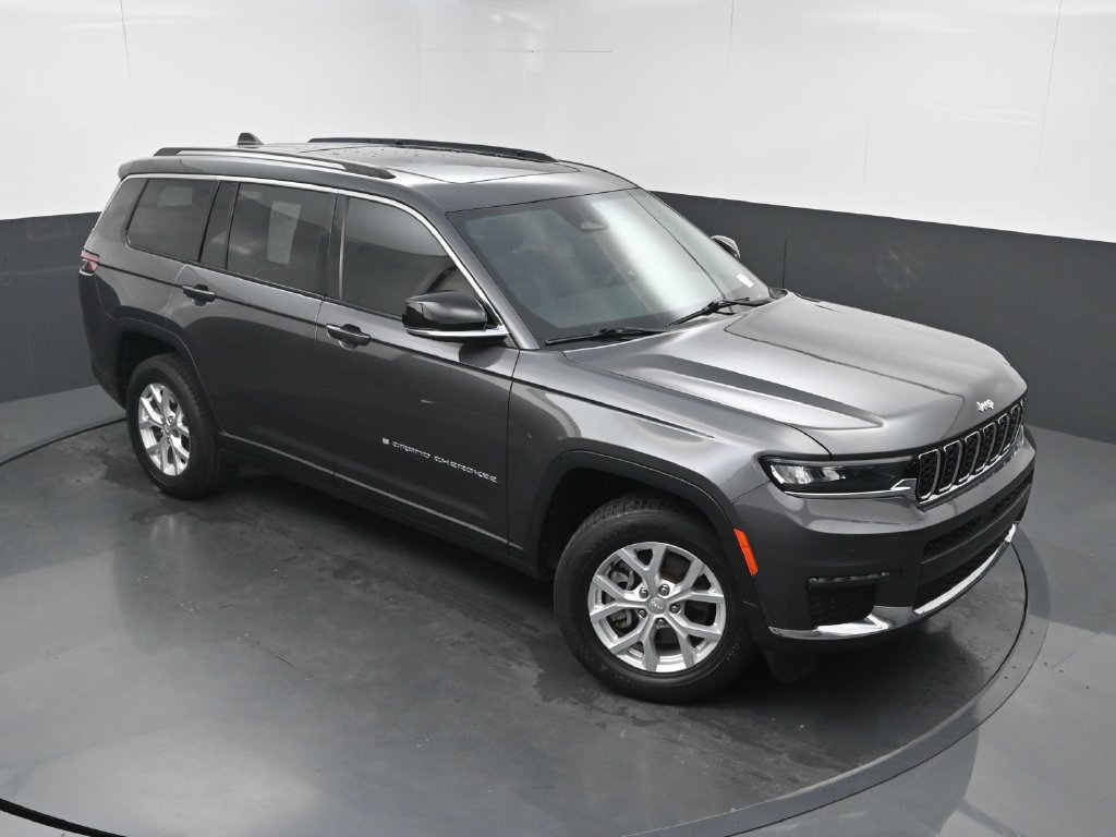 Used 2023 Jeep Grand Cherokee L Limited RWD image 35