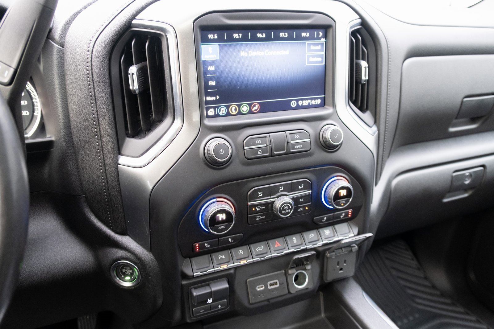 Used 2020 Chevrolet Silverado 1500 RST w/ All-Star Edition image 3
