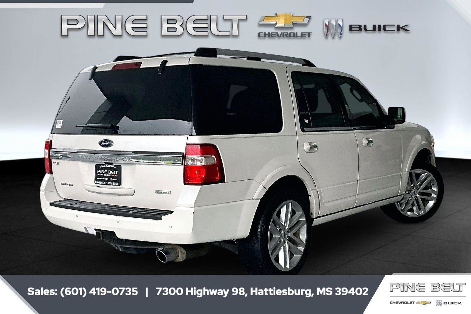 Used 2017 Ford Expedition Limited w/ Equipment Group 301A RWD image 11