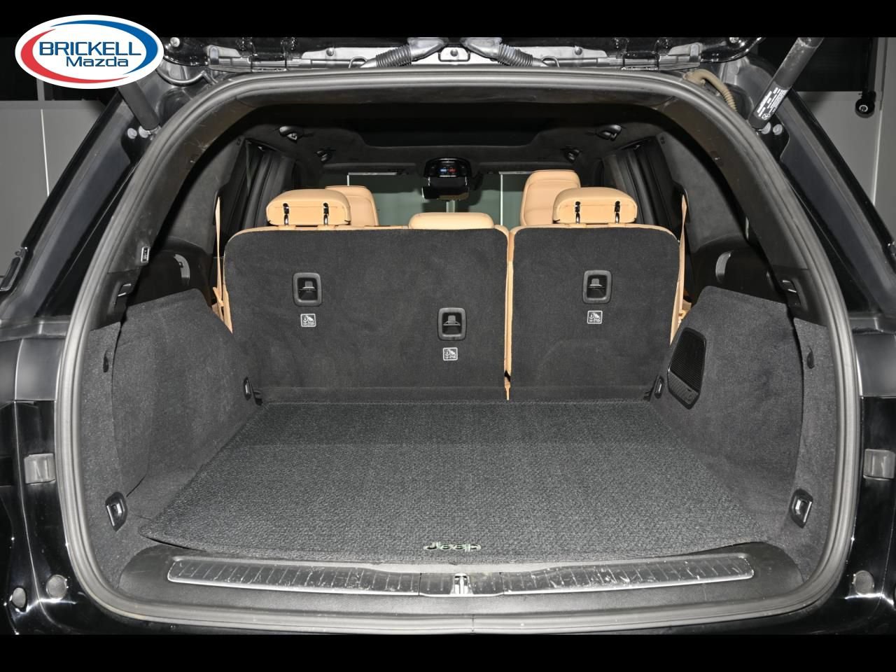 Used 2022 Jeep Grand Cherokee Summit AWD/4WD image 14