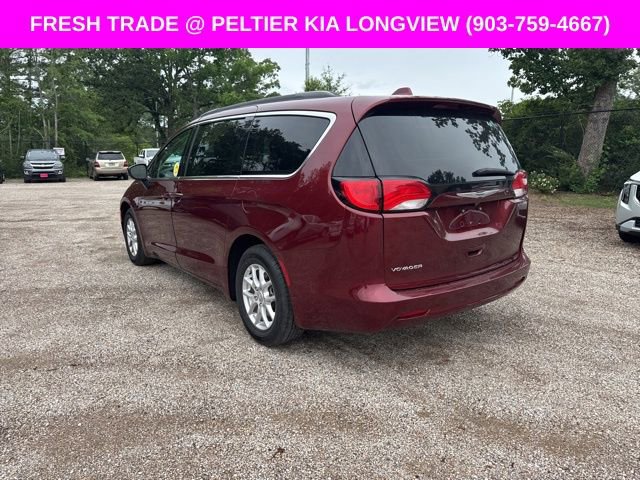Used 2020 Chrysler Voyager Lxi FWD image 3