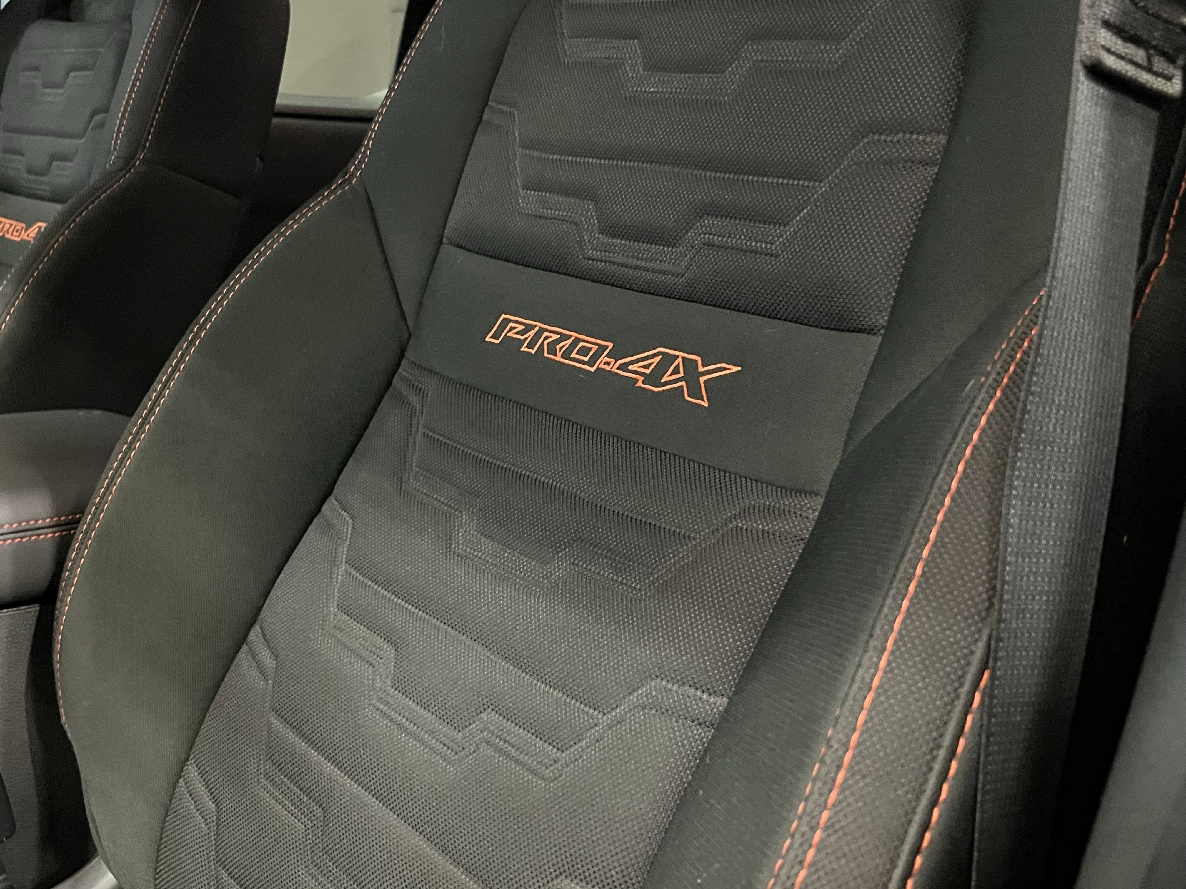 Used 2024 Nissan Frontier PRO-4X w/ Pro Convenience Package AWD/4WD image 22