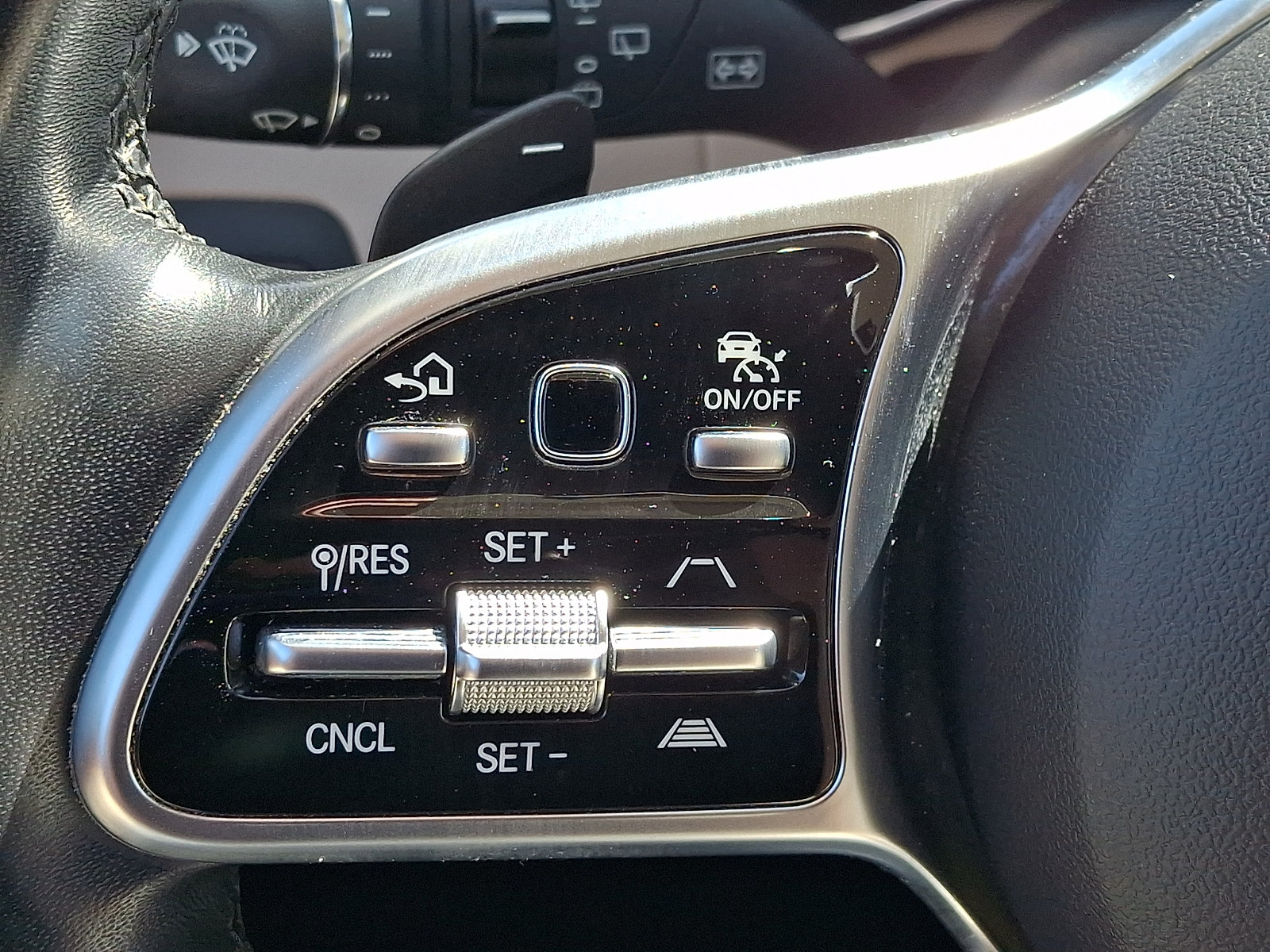Used 2022 Mercedes-Benz GLC 300 4MATIC image 23
