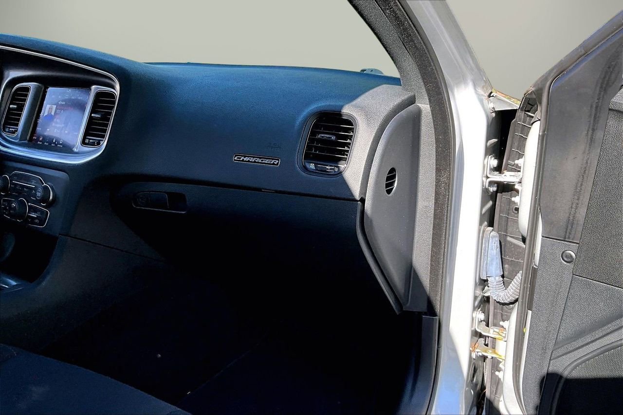 Used 2022 Dodge Charger GT w/ Blacktop Package image 19