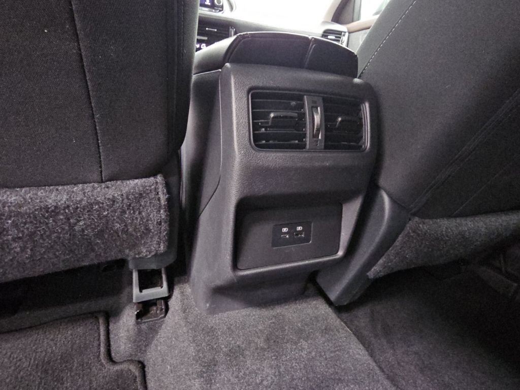 Used 2023 Nissan Rogue SV FWD image 30