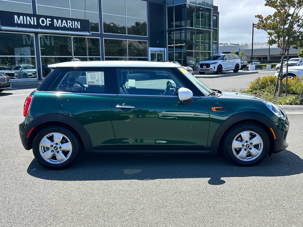 Used 2017 MINI Cooper 2-Door Hardtop FWD image 6