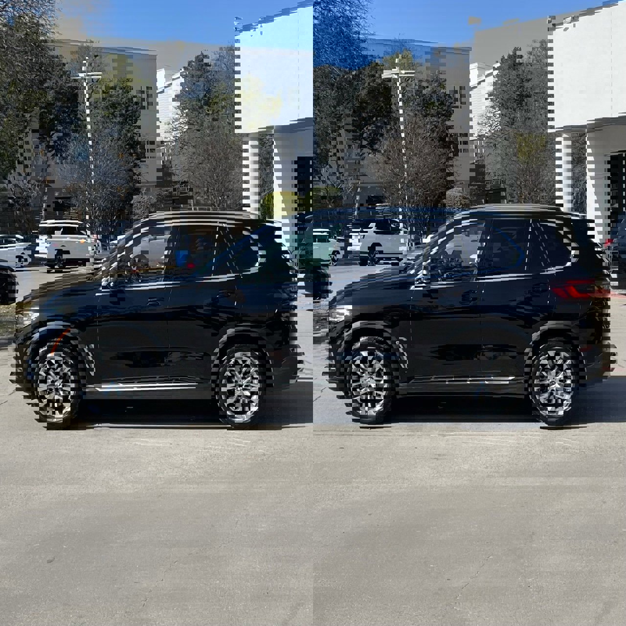 Used 2023 BMW X5 sDrive40i image 3