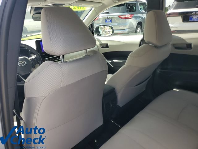 Used 2023 Toyota Corolla Cross LE w/ Moonroof Package AWD/4WD image 13