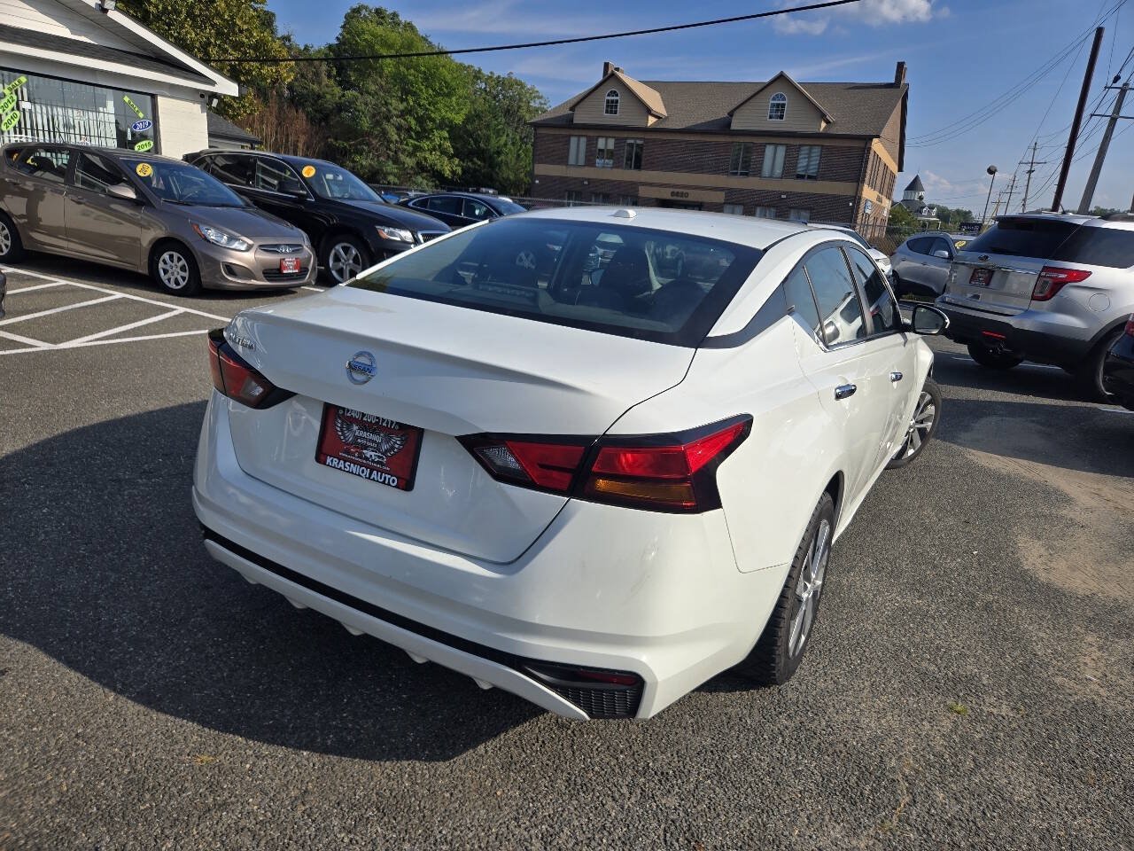 Used 2020 Nissan Altima 2.5 S FWD image 5
