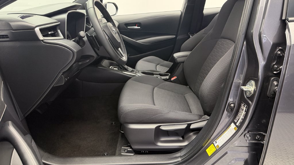 Certified 2025 Toyota Corolla SE FWD image 12