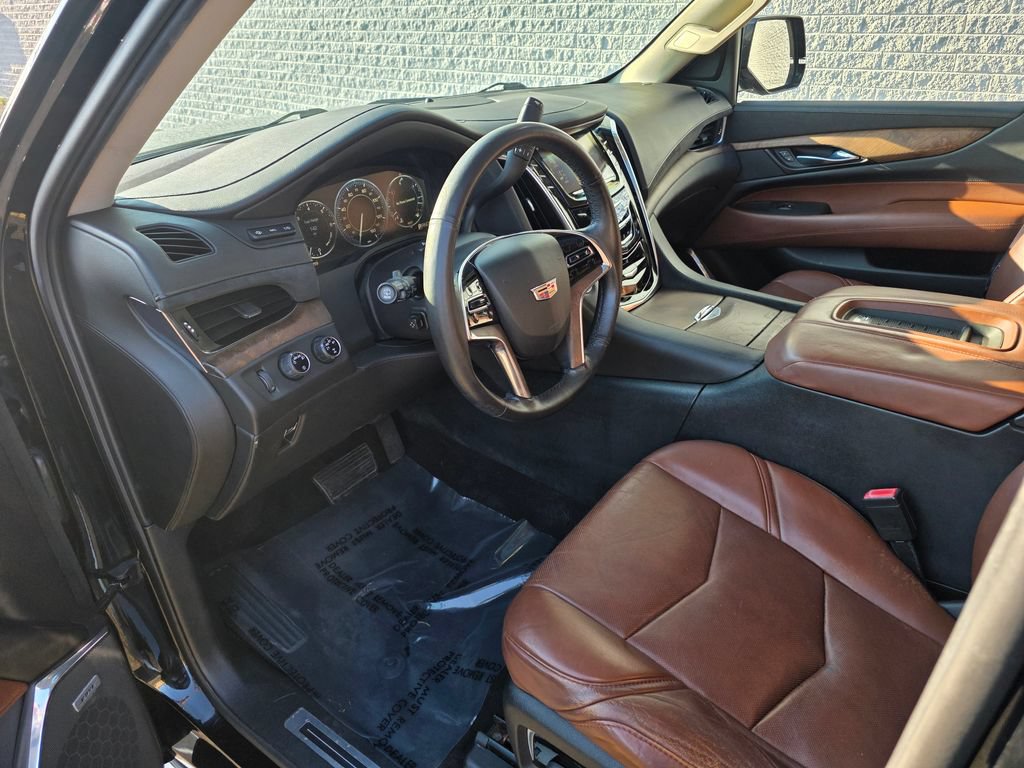 Used 2015 Cadillac Escalade ESV Premium AWD/4WD image 11